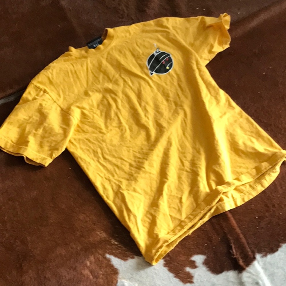 THE HUNDREDS BADAM BOMB GOLD TSHIRT SIZE MEDIUM